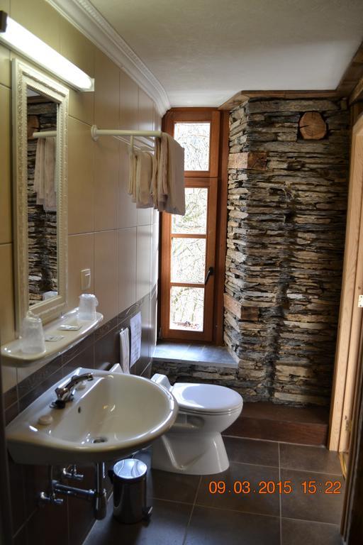 Auberge Au Naturel Des Ardennes ロシュオー 部屋 写真