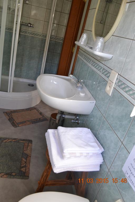 Auberge Au Naturel Des Ardennes ロシュオー 部屋 写真